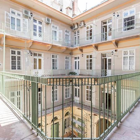 Leda'S Apartment Next To The Danube And Fashion Street Budapeste Exterior foto