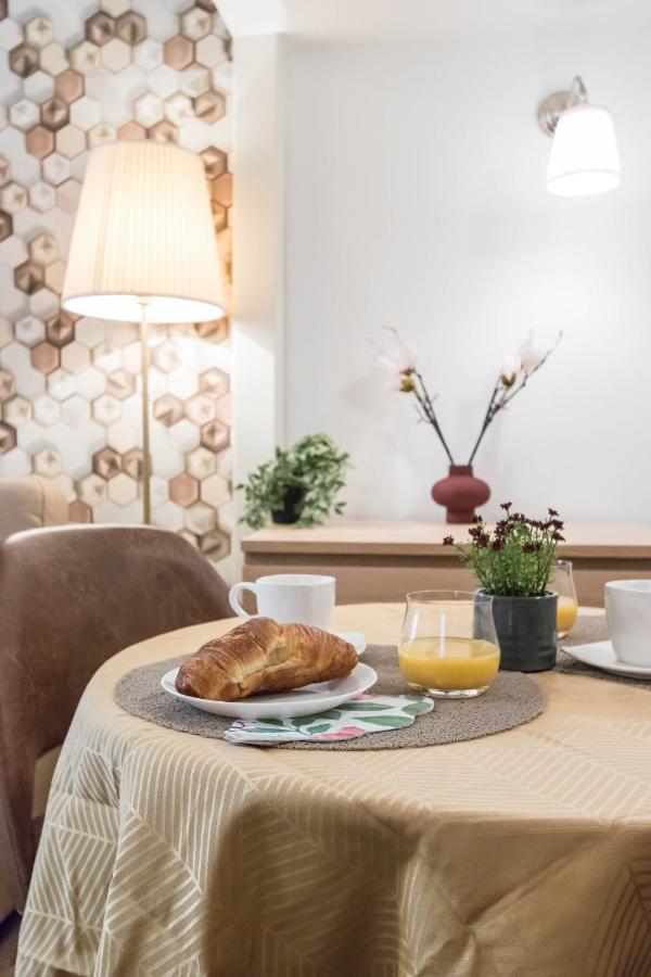 Leda'S Apartment Next To The Danube And Fashion Street Budapeste Exterior foto