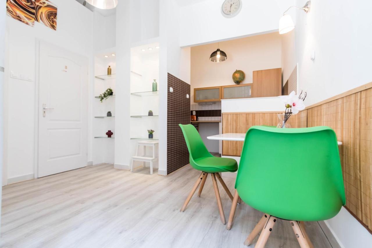 Leda'S Apartment Next To The Danube And Fashion Street Budapeste Exterior foto